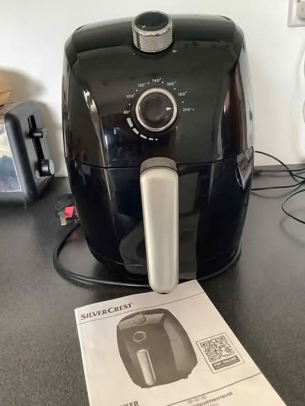 Photo of free air fryer (Croydon) #1