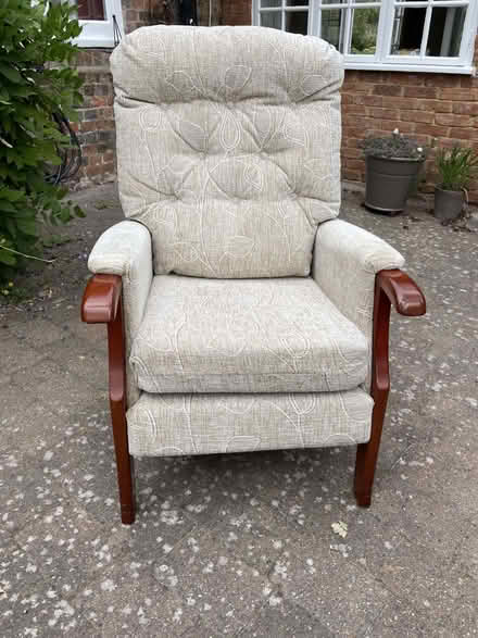 Photo of free Small armchair (Amersham HP7) #1