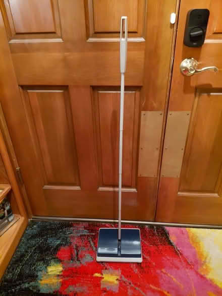 Photo of free Rubbermaid Hoky (Juanita (Kirkland)) #1