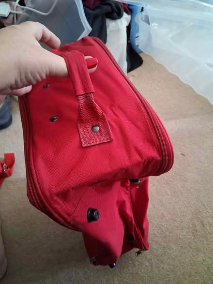 Photo of free Red Travel Bag (Bradlaugh Fields NN3) #4