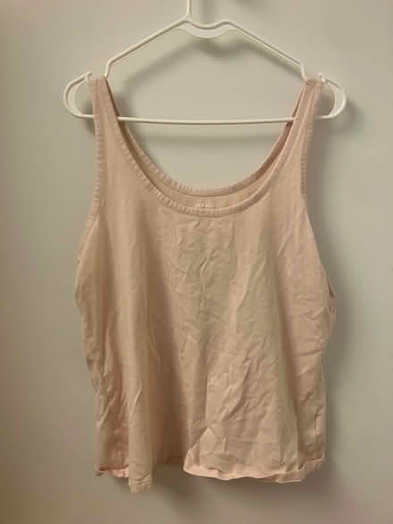 Photo of free Women’s XL cotton tanks (Upper West Side) #4