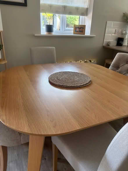 Photo of free Oak 4-6 extending table (Towcester NN12) #1