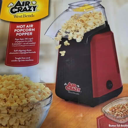 Photo of free Sheets and hot air popcorn popper (Rosedale section of Pottstown) #1