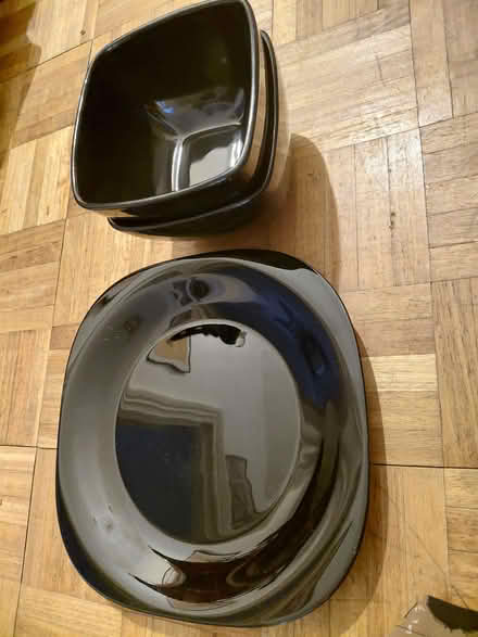 Photo of free Dinner plates and bowls (Hastings TN34) #2