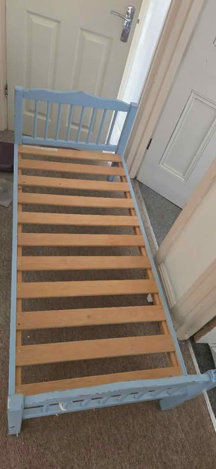 Photo of free Sigle Wood kids bed with mattres (Tovil Maidstone ME15) #2
