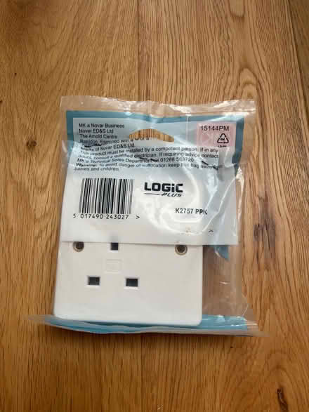Photo of free Plug socket (Wood Green N22) #1