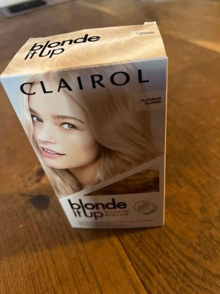 Photo of free Clairol Blonde it up Hair Lightening. Not used. (Southsea PO4) #1