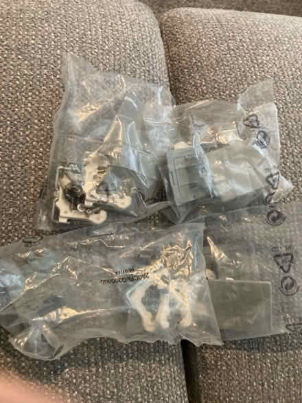Photo of free B and Q drawer mounted kits (Carlisle CA2) #1