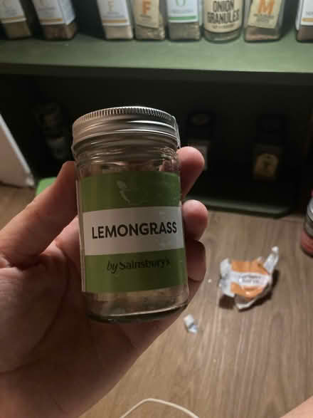 Photo of Empty Sainsbury’s spice jars round. (Hampton Hill TW12) #1