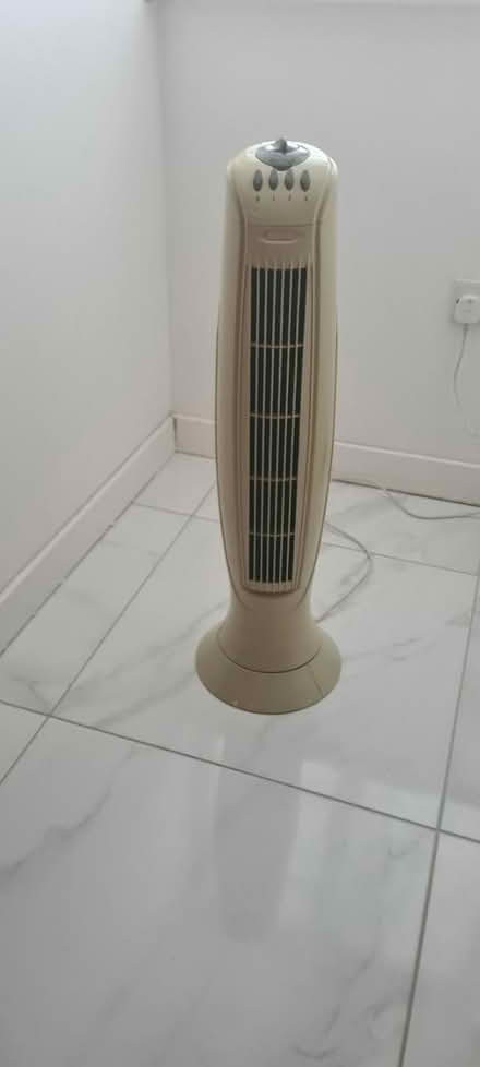 Photo of free Tower Fan (Steed's Lane TN25) #1