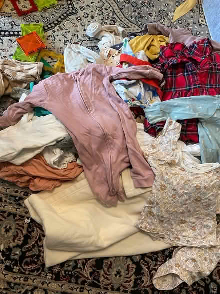 Photo of free Girls Clothes 3–6 months (Bow E3) #4