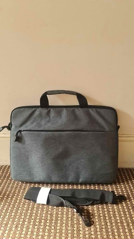 Photo of free Lightweight Laptop Bag (Boston Manor, W7) #1