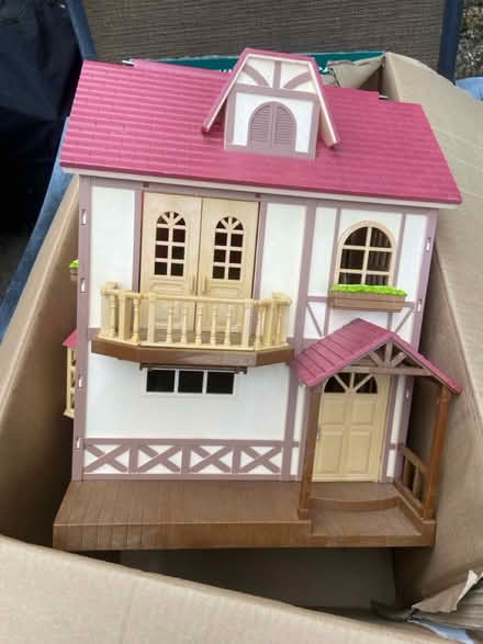 Photo of free Sylvanian Families Houses (Charlton) #1