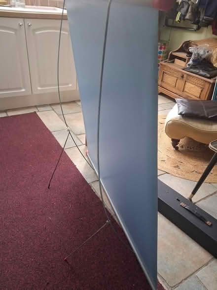 Photo of free Projector screen (Eaton Bray LU6) #2