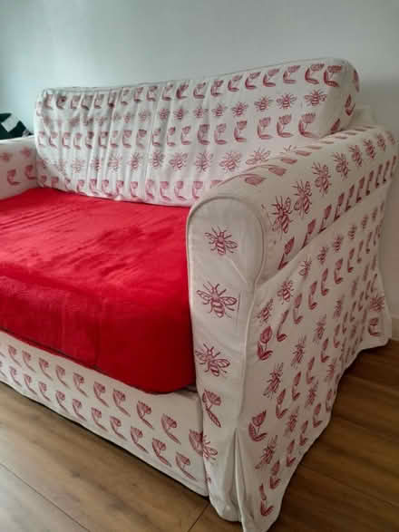Photo of free Pull out settee (Irlam M44) #2