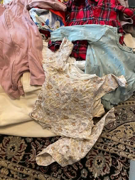 Photo of free Girls Clothes 3–6 months (Bow E3) #3