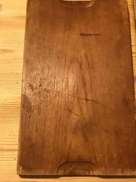 Photo of free Wooden bread board, needs sanding (FelixstoweWoodbridgeFreegle CGA IP12) #2