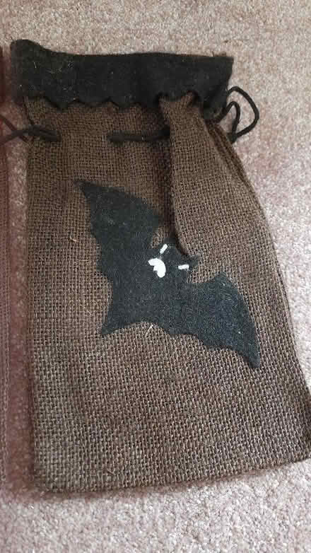 Photo of free 2 small jute bags Hallowe'en (Byfleet KT14) #2