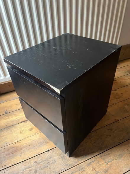 Photo of free Chest of Drawers/Bedside Table (Barnsbury N1) #1