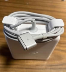 Photo of macbook air power supply cable (Shenley Brook End MK5) #1