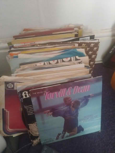 Photo of free 45 rpm singles records (TN34 blacklands) #1