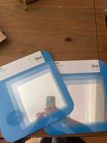 Photo of free 2x glass mirrors (Hemel Hempstead HP2) #2