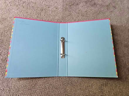 Photo of free A4 folder (Riddlesdown CR8) #2
