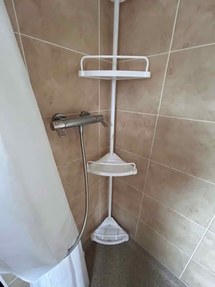Photo of free Bathroom pole shelve (Bannockburn FK7) #1