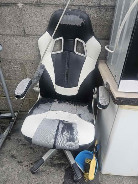 Photo of free chair (Dublin 15 ,Clonee) #1