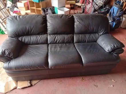 Photo of free Black leather sofa. (Clophill MK45) #1