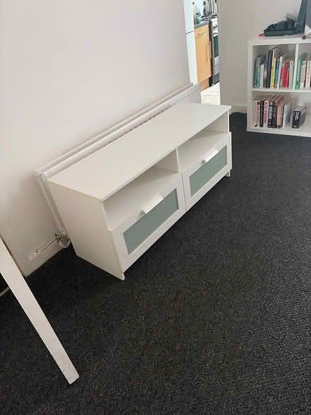 Photo of free Ikea tv unit besta white. Vgc (Nw54jn.) #1