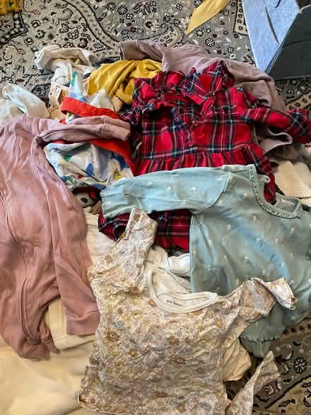 Photo of free Girls Clothes 3–6 months (Bow E3) #2