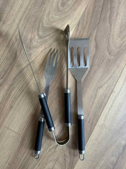 Photo of free Bbq bits (Knoll BN3) #1