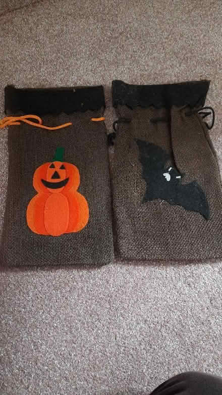 Photo of free 2 small jute bags Hallowe'en (Byfleet KT14) #1