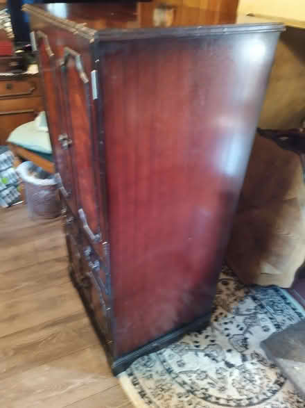 Photo of free Wooden Storage Cabinet for music system/ drinks, etc (Painswick GL6) #3
