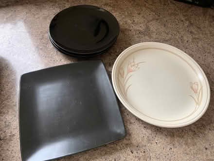 Photo of free Various bowls and plates (Newbury RG14) #2