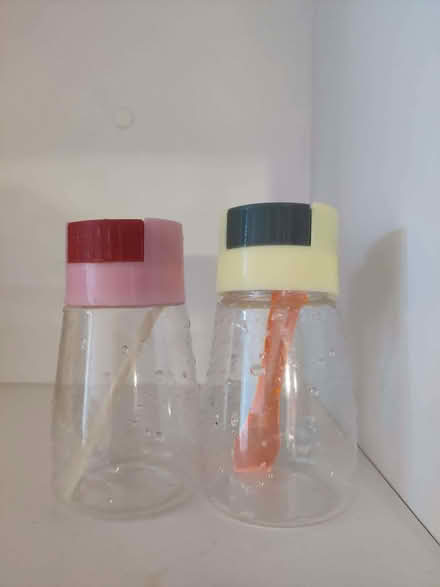 Photo of free Assorted kitchen storage containers (White City W12) #4