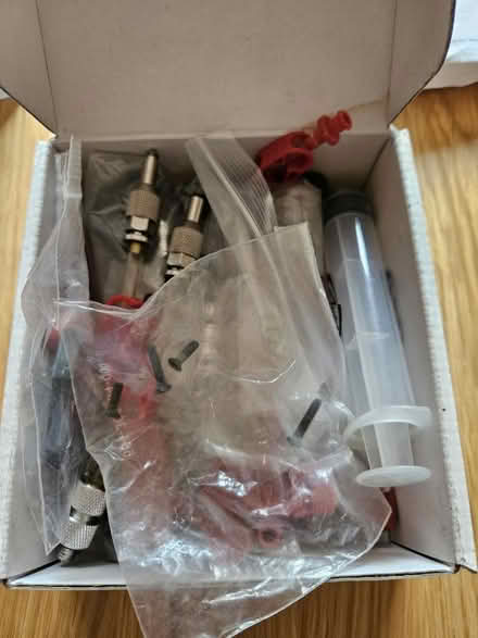 Photo of free Avid disc brake bleed kit (Guildford GU1) #2