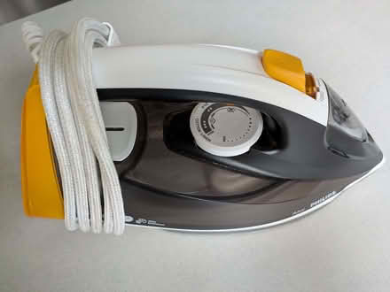 Photo of free Phillips steam Iron (Golden Triangle NR2) #1