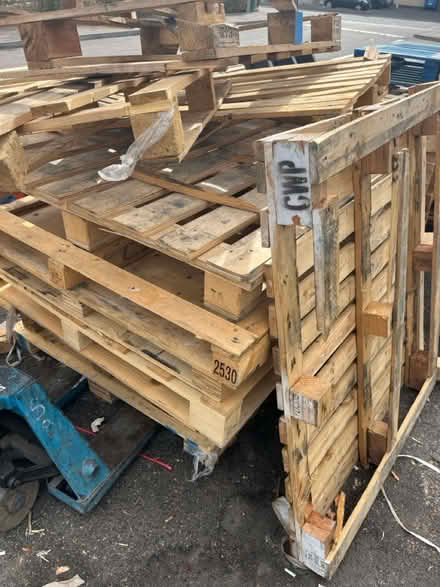 Photo of free wooden and plastic pallets (Crystal Palace SE26) #1