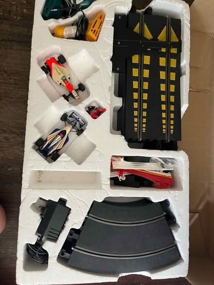 Photo of free Scalextric (2 sets) (Bell Bar AL9) #3