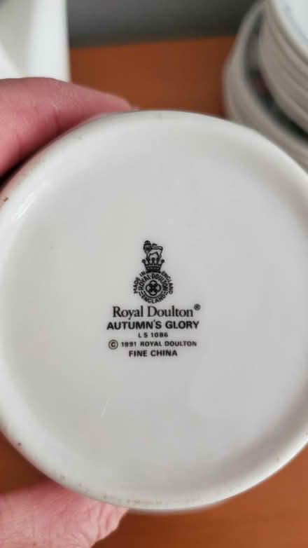 Photo of free Teapot and tea cups and saucers (Stevenage, Great Ashby, SG1) #4