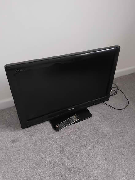 Photo of free Toshiba 32inch TV (Camborne TR14) #2