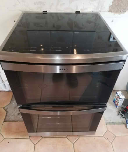 Photo of free AEG Induction cooker (Sychdyn CH7) #1