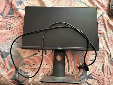 Photo of free 22inch computer monitor (Balham) #1