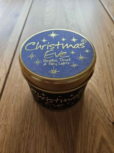 Photo of free New Christmas Eve candle (Guildford GU1) #2