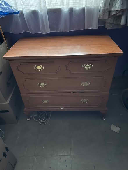 Photo of free Chest of drawers (islington N1) #1