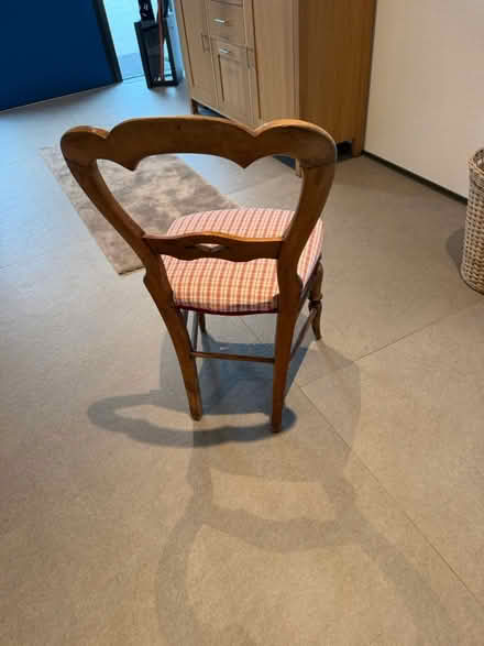 Photo of free Victorian chair (Sevenoaks) #2