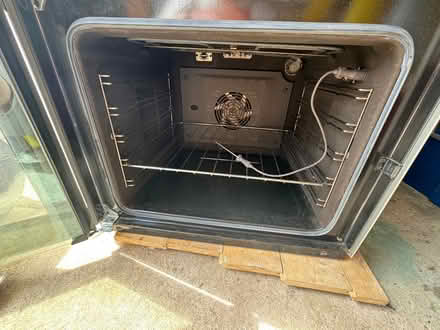 Photo of free AEG Induction cooker (Sychdyn CH7) #3