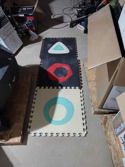 Photo of free Interlocking foam play mats (Springfield 19064) #2